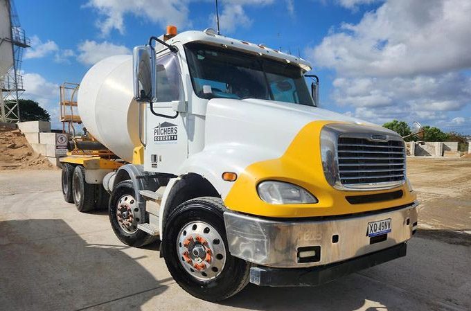 dealer agitator truck